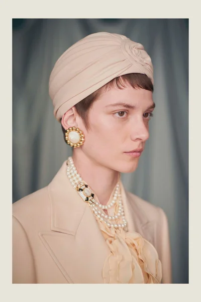 Look 60